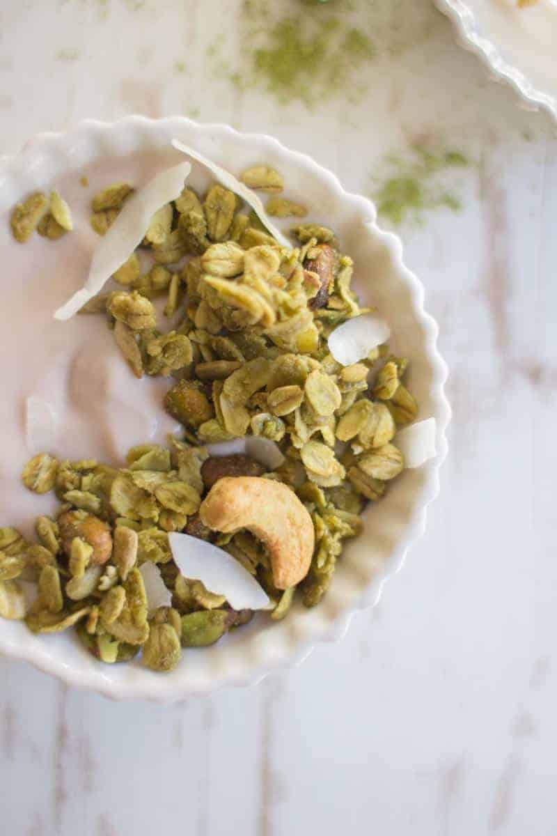 Green Tea Granola & yogurt bowl recipe by @beardandbonnet