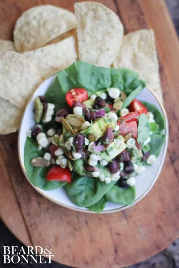 Roasted Hatch Chile and Black Bean Salsa Salad {Beard and Bonnet} #glutenfree #vegan