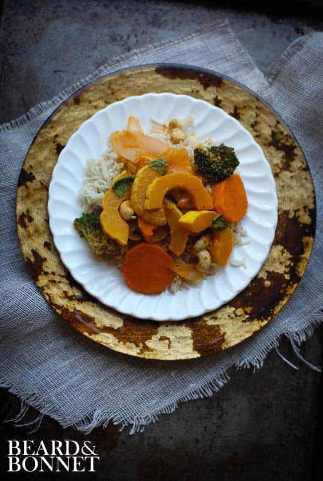 Curried Delicata Squash with Broccoli and Cashews {Beard and Bonnet} #glutenfree #vegan