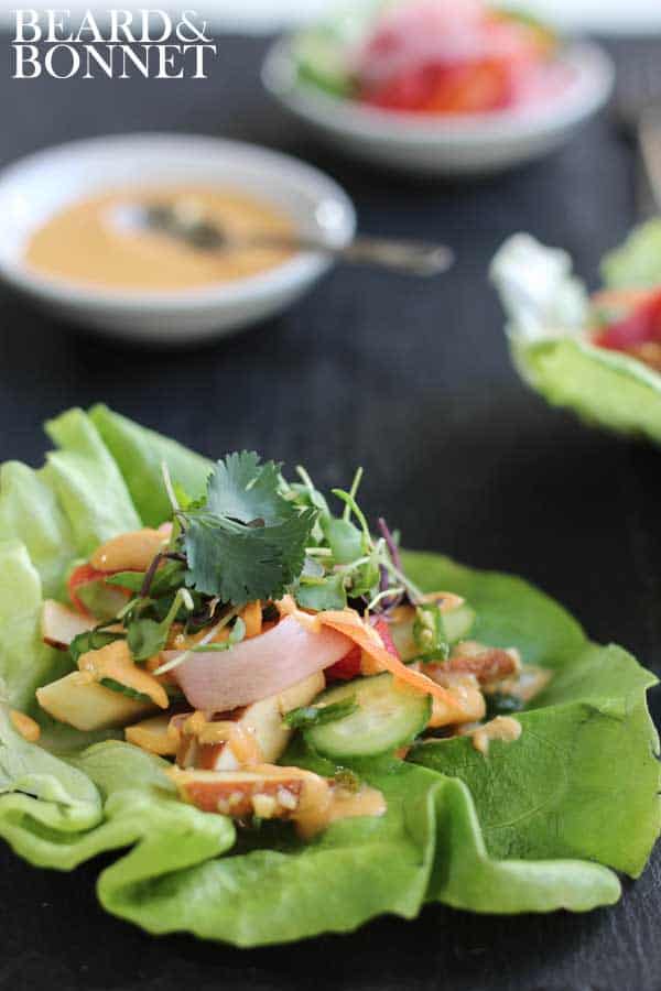 Bánh Mì inspired lettuce wraps {Beard and Bonnet} #glutenfree #vegan #raw