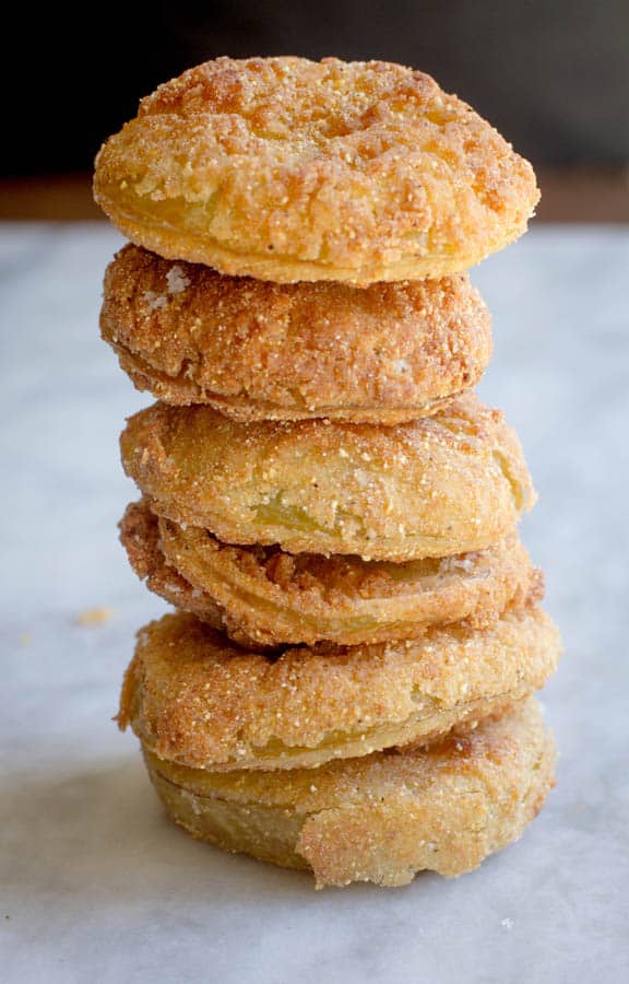 Gluten Free Fried Green Tomatoes recipe by @beardandbonnet www.thismessisours.com