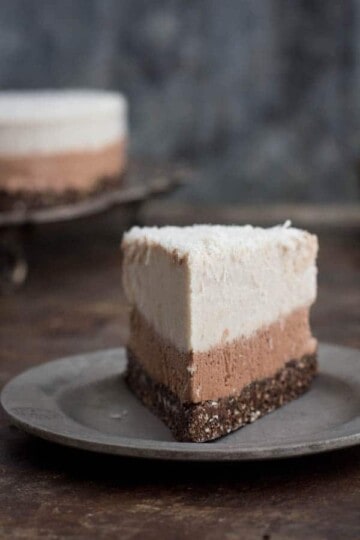 Coconut and Chocolate Ice Cream Cake recipe by @beardandbonnet on www.thismessisours.com