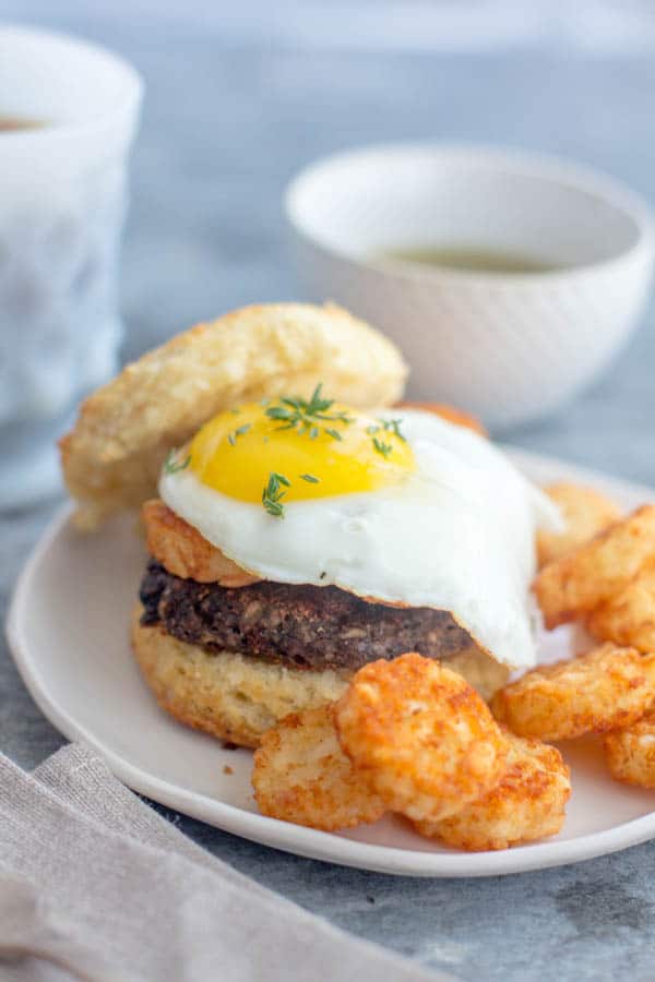 Homemade Vegetarian Breakfast Sausage Patties recipe by @beardandbonnet on www.thismessisours.com