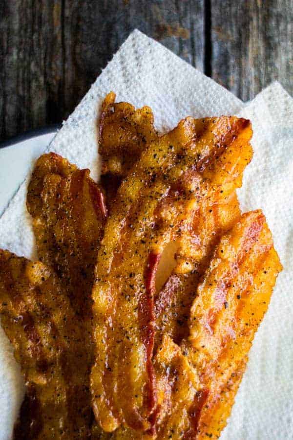 Extra Crispy Oven Baked Bacon recipe || Learn how to make perfectly crisp strips of bacon every single time with minimal effort and no standing over the stove! Plus 3 recipes to serve it with! || @thismessisours