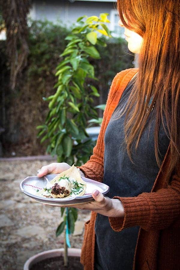 Spicy Black Bean and Cheese Tamales + a festive holiday Tamalada | @beardandbonnet