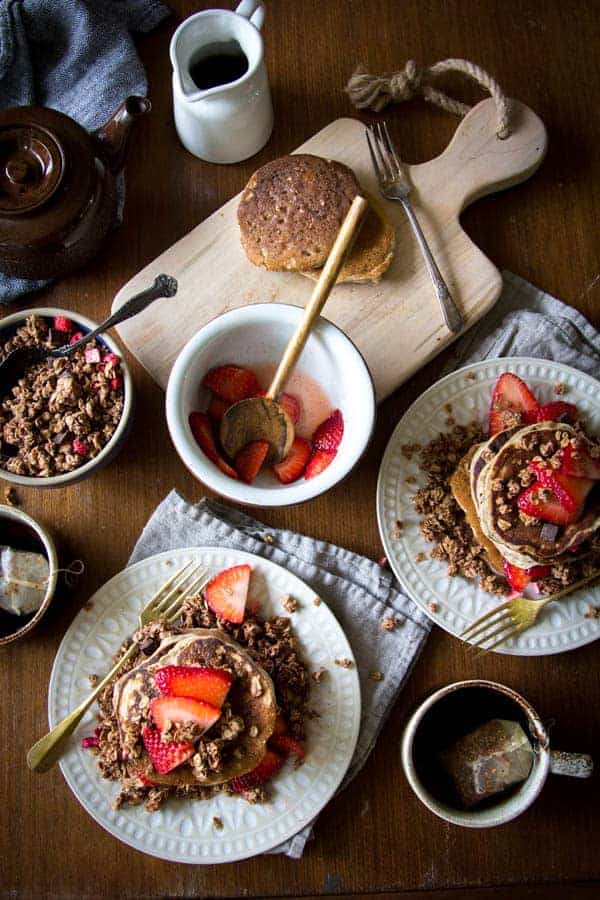 Mixed Berry and Chocolate Crunch Cakes || @thismessisours @naturespath