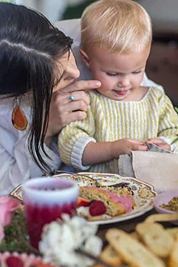 How to Host a Galentine's Brunch || Great friends, simple delicious recipes, and a few special touches from @ralphsgrocery is all you need to throw a meaningful Galentine's Day brunch! || @thismessisours