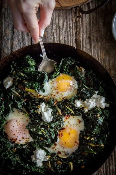 Simple Skillet Eggs with Kale and Leeks recipe || @thismessisours