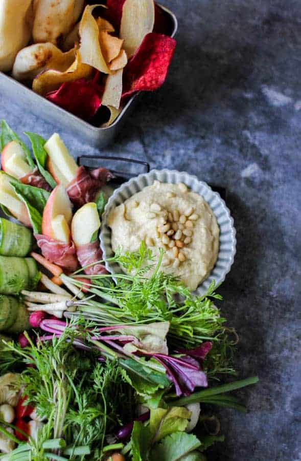 Kid Friendly Mezze Platter recipe || Just in time for summer picnics and and al fresco dinners. This platter is full of kid friendly eats that adults will love too like hummus, baby veggies, cucumber rolls, prosciutto wrapped apple basil bites. || @thismessisours @sabra #glutenfree #spon