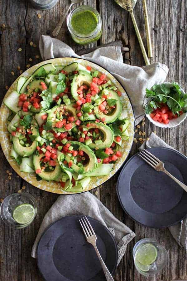 Avocado Avenger Salad recipe || This dreamy summer salad is from @theblendergirl 's latest cookbook The Perfect Blend! It's everything we love about summer on one platter. || @thismessisours #glutenfree #vegan