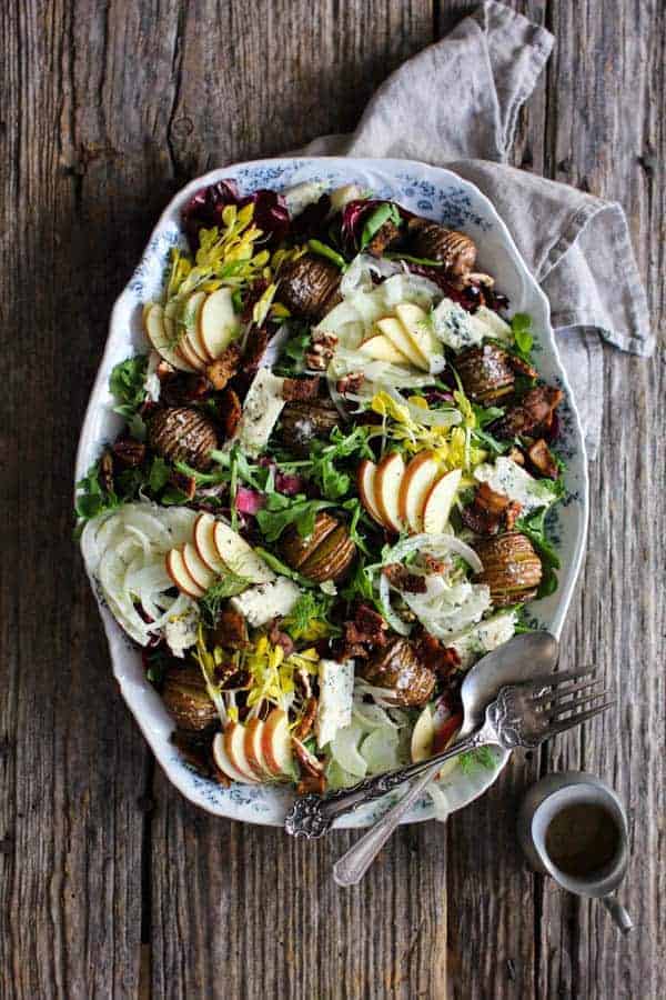 Orchard Inspired Holiday Salad recipe || I love all of the flavors of fall, but apple just happens to be my all-time favorite. This salad is brimming with apple goodness and all of the flavors that pair so well with it like Simply Artisan Reserve Gorgonzola Center Cut Cheese, crispy bacon, thinly shaved fennel, candied pecans, and bitter greens all slathered in a delicious apple cider dressing! || @thismessisours @litehousefoods #centerofattention #simplyartisanreserve #litehousefoods #ad