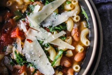 Italian soup with beans, pasta, and kale
