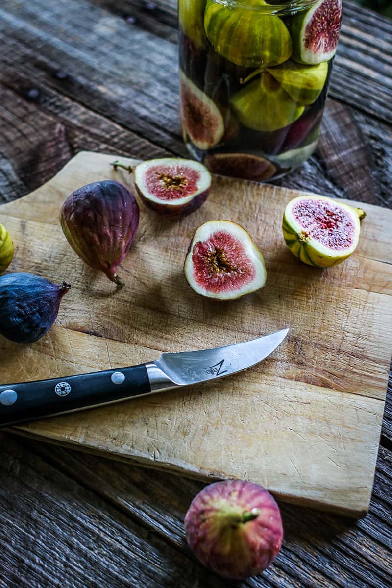 are fresh figs good for dogs