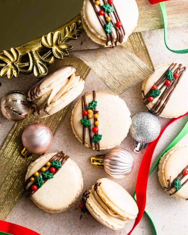 gingerbread macarons on wooden board